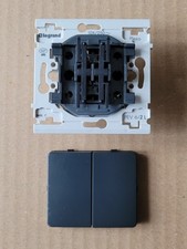 double Interrupteur Va et Vient GRIS - SAGANE PLEXO - LEGRAND PEV 6/2 L + 86405