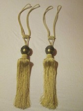 PAIRE EMBRASES A RIDEAUX