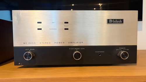 Mcintosh mc2200 amplifier - mcintosh,