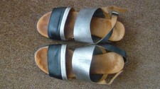 Pieds bandeau noire - nu,