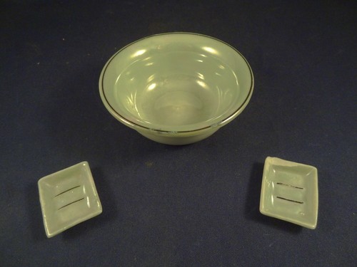 Ancien jouet miniature pièces
