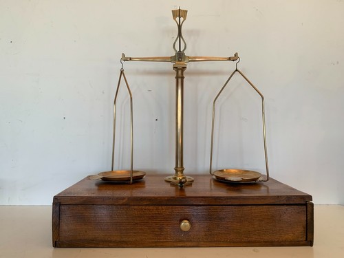 Balance trébuchet ses - et,