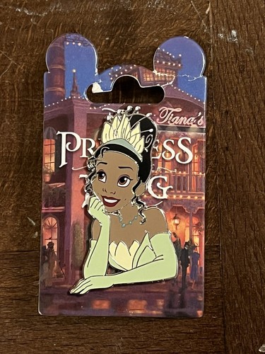 Disney pin - disney, tiana