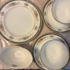 Ensemble soucoupe tasse à thé Noritake Kings Cross marque lampe os Chine bord...