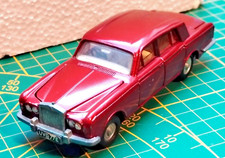 ROLLS ROYCE SILVER SHADOW Rouge DINKY TOYS 158 ---1:43