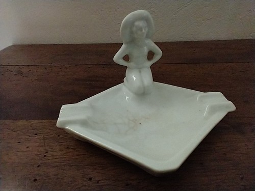 Cendrier porcelaine blanche - cendrier, en