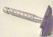 N° 4 GILLETTE RASOIR RASOR