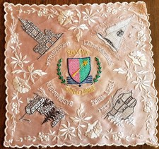 Mouchoir "SOUVENIR RHIN et DANUBE "en satin brodé soie - 23 cm x 23 cm