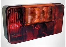 1 Feu arrière Gauche Universel (19,5 X 10,5cm) Remorques et Divers Phare NEUF 
