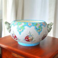 Gien. Cache-pot anses dauphins