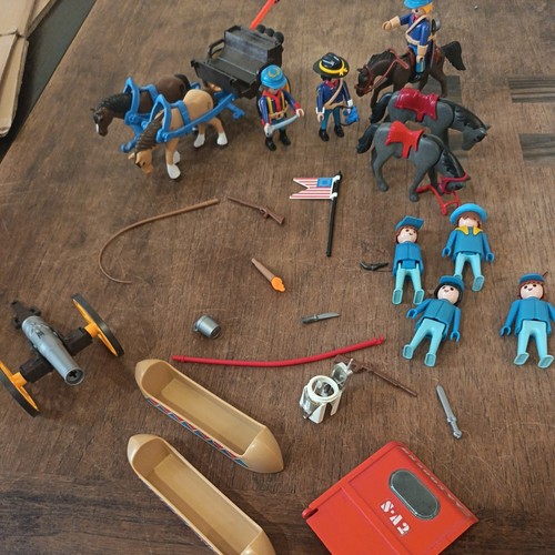 Lot playmobil sudiste nordiste - lot,