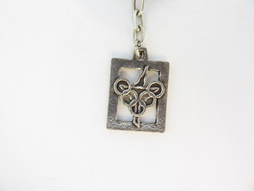 Porte clés clef key ring - porte-clés,