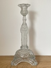 Joli Bougeoir en verre moulé