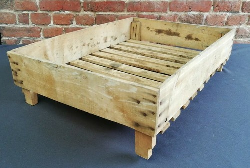 Caisse clayette en bois - /,