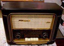 RETRO LOOK Grundig Classic 960