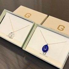 Paire de collier volucite