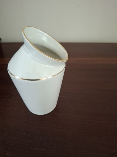 Pot lait creme porcelaine - a,