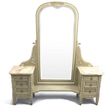 Coiffeuse de style Louis XVI