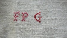 Drap N°222 de milieu ancien