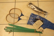 set de badminton vintage jamais utilisé (raquettes, volant, filet)