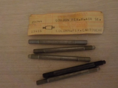 Lot goujons filtre air - ,
