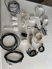 Gros lot de câbles USB/Lightening + 4 chargeurs + 3 écouteurs Lightening + ...