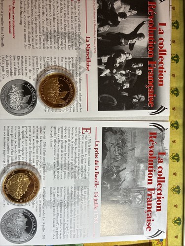 Jolie médaille plaqué - plaqué, or
