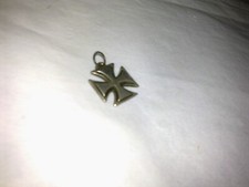 CROIX DE MALTE, CROIX DE FER