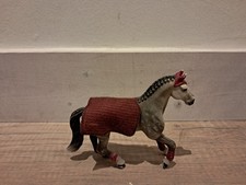 Cheval Schleich Avec Couvre Rein