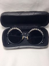 Pre-owned Chanel 4234H Round