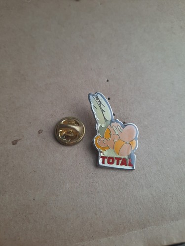 Pin asterix obélix idéfix - pin's,