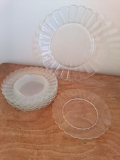 ensemble 9 assiettes à