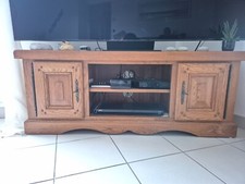 meuble tv chêne massif.  Très bon état, quasi neuf. 