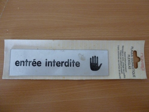 Plaque signalétique plexiglas - plaque,