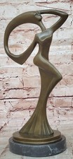 Sculpture Statue Femme En