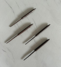 Ancienne pointe de flèche en fer fait main chasse guerre origine indienne