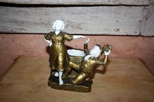 Ancien groupe en porcelaine Allemande doré garçon tambourin Schafer & Vater