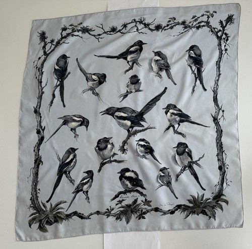 Hermès foulard carré rare - hermès,