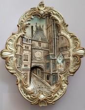 Plaque murale en barbotine polychrome signée WS&S Rouen grosse horloge