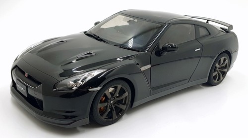 Autoart scale diecast - scale,