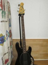 Guitare basse électrique MUSICMAN STINGRAY 4