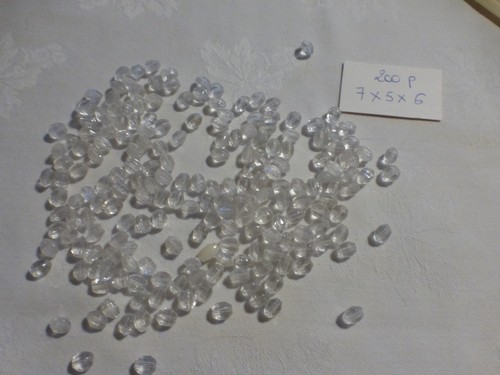 Lot 200 perles en verre - lot,