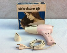 SECHE-CHEVEUX MOULINEX - Type