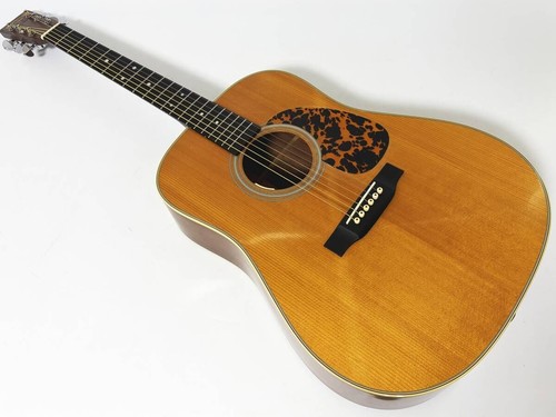 Guitare acoustique modèle