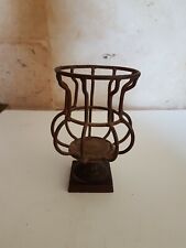 Petit porte bougie à poser. Fer forgé sur pied " douche".