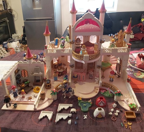 Vends chateau playmobil 4250 - playmobil, +