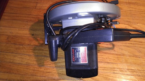 Skilsaw circular power saw