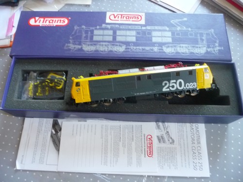 Locomotive renfe série 250 - locomotive,