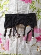 4. Serre-taille Sexy