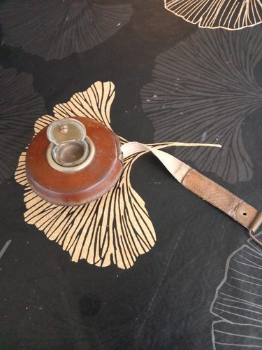Ancienne boite décamètre - boite,